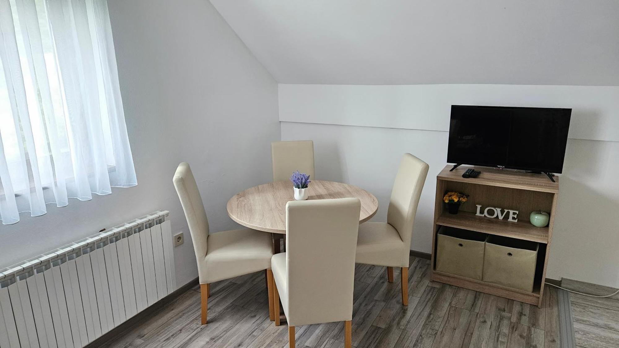 Andrea Apartment *